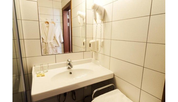 Hotel Brothers Karamazov poza 3