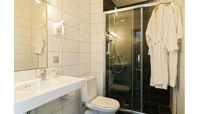 Hotel Brothers Karamazov poza 4