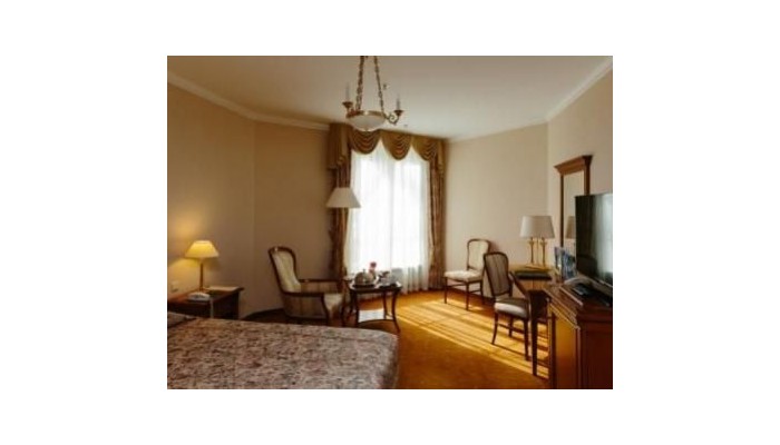 Hotel Grand Emerald poza 4